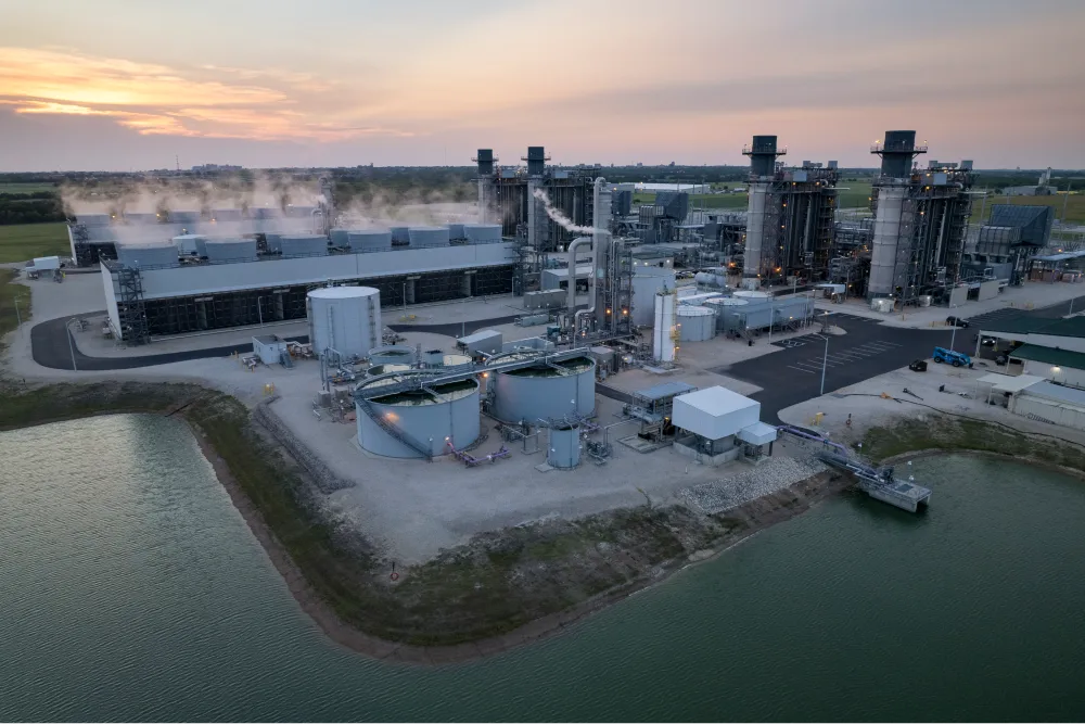 how natural gas power plants work