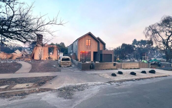 passive home survives wildfire